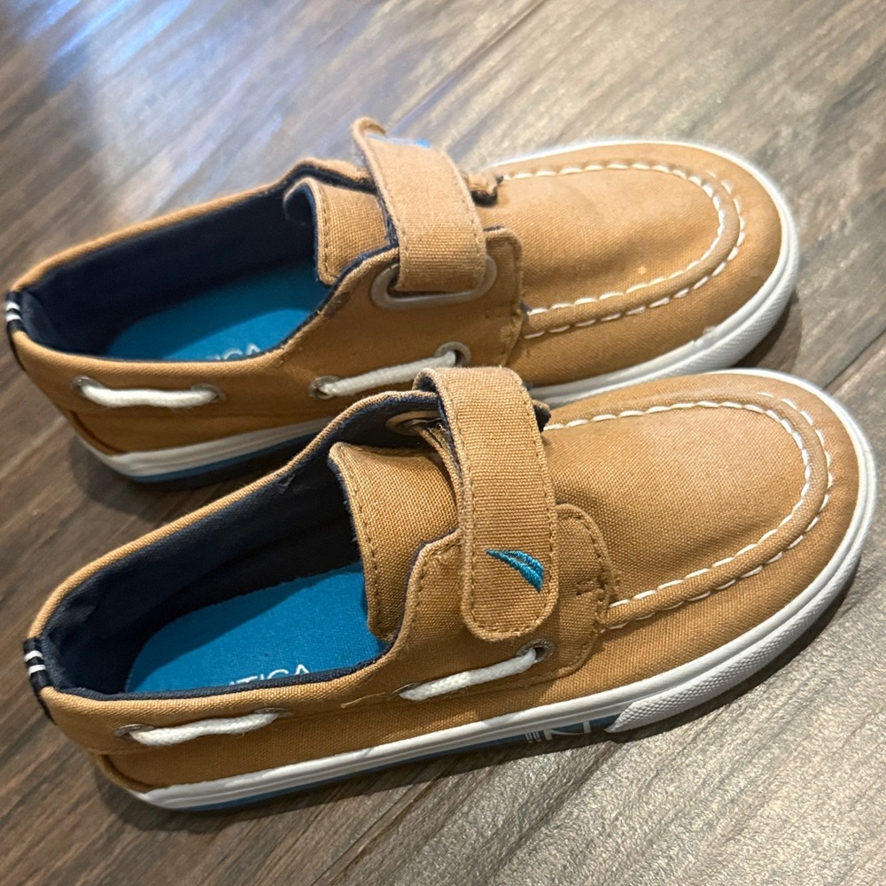 Nautica Kids Brown Boat shoes with White Trim